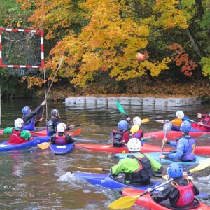 Initiation au kayak-polo pour les benjamins