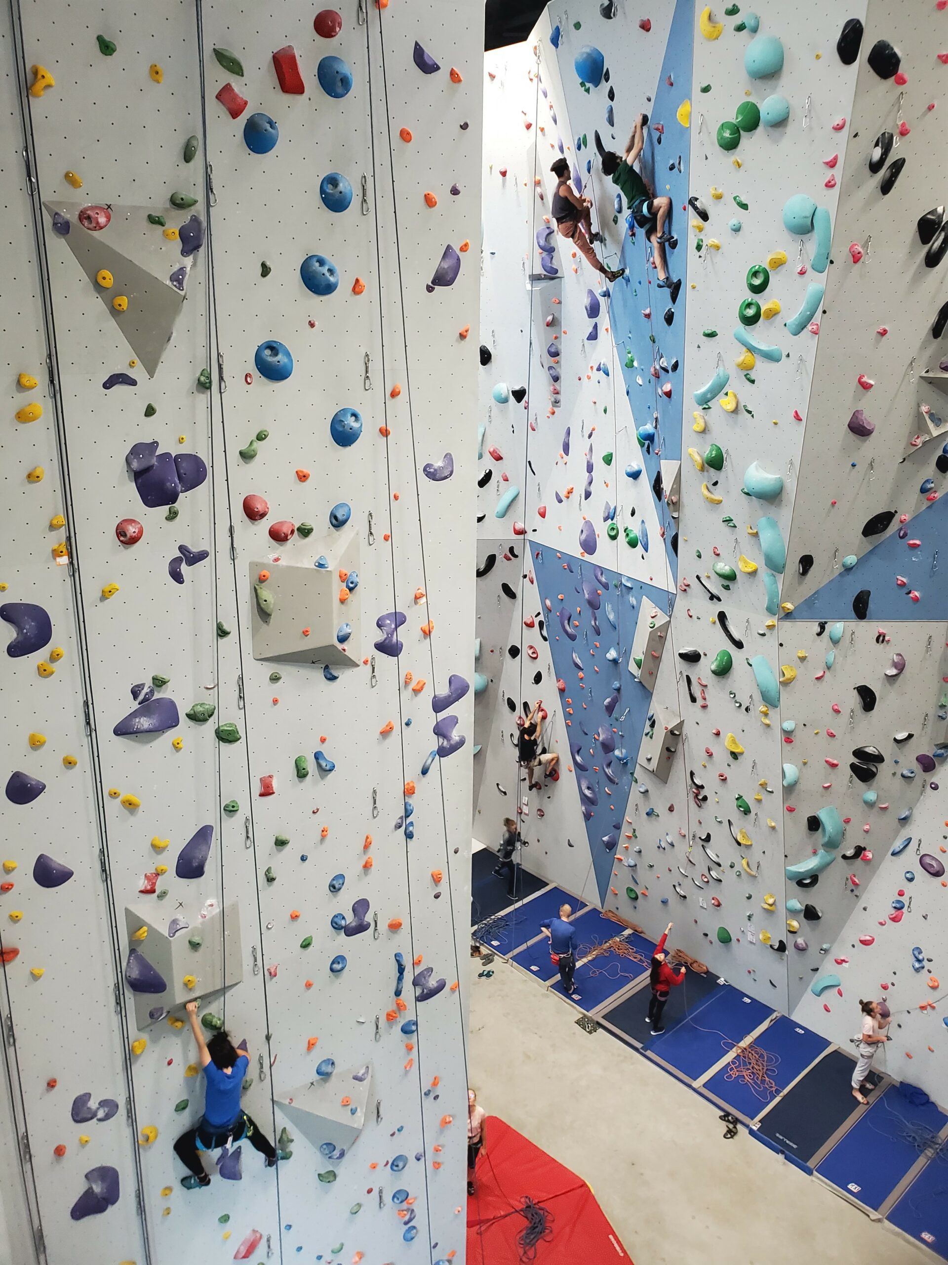 You are currently viewing La Région Grand-Est salue notre nouvelle salle d’escalade